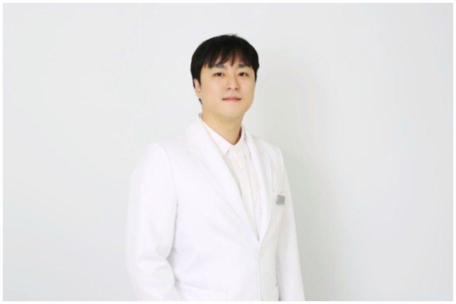 앞니에 붙은 장치