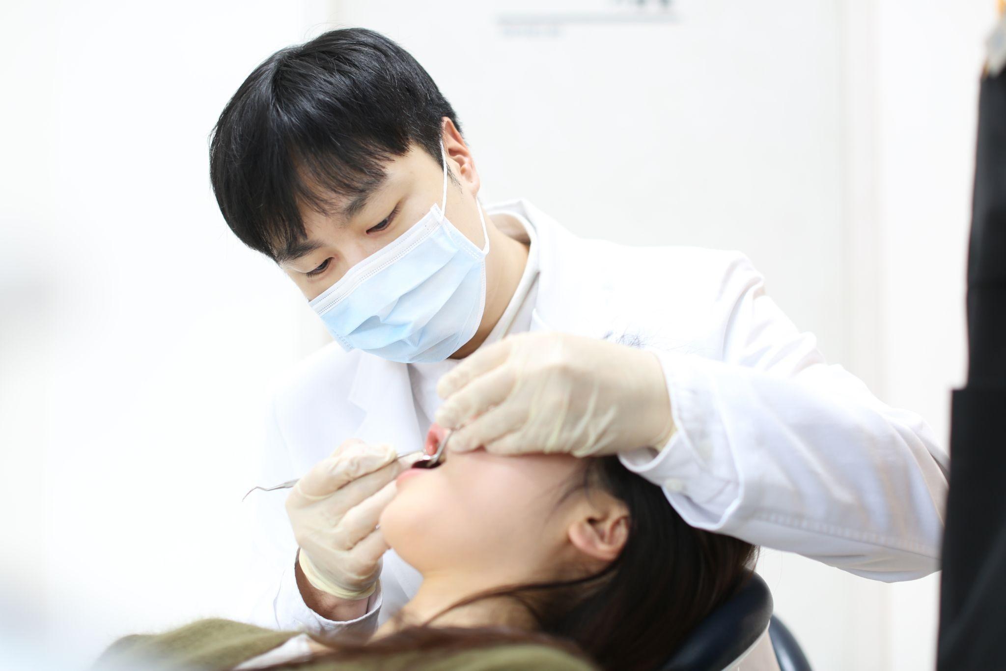 깨지거나 빠진 라미네이트 다시 하는 법 사진.
